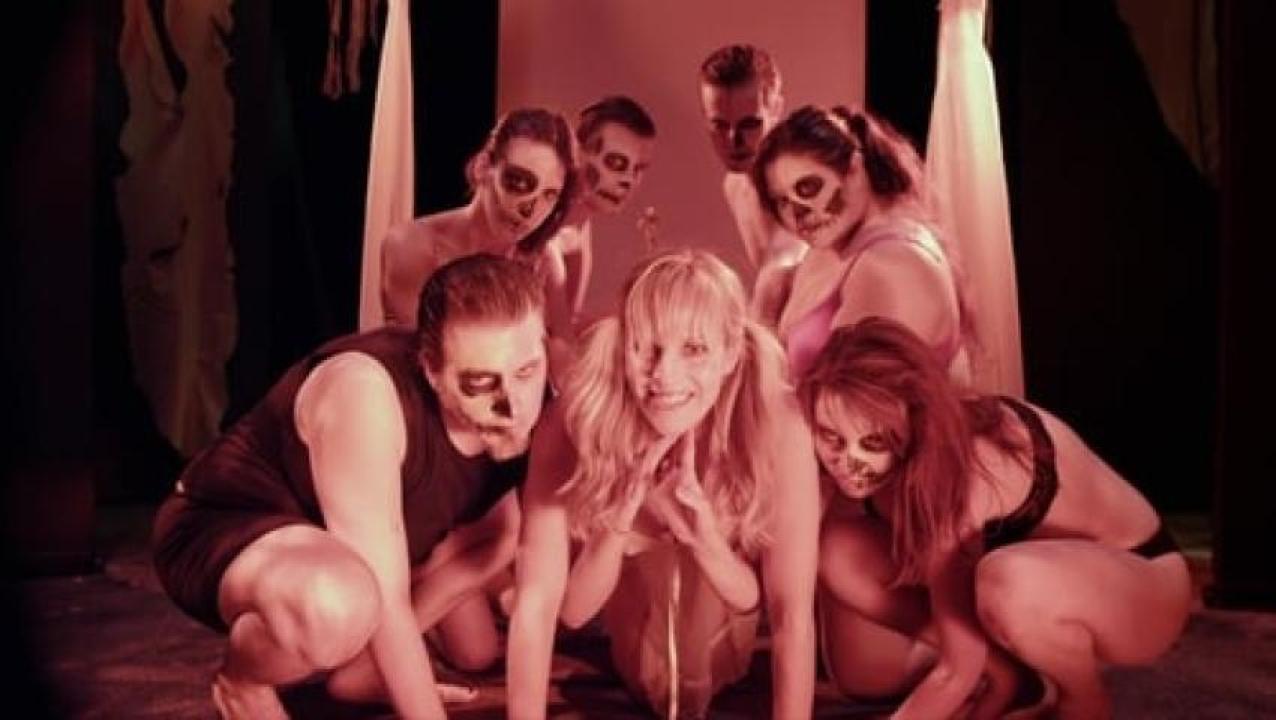 مشاهدة فيلم Boned 2015 مترجم 