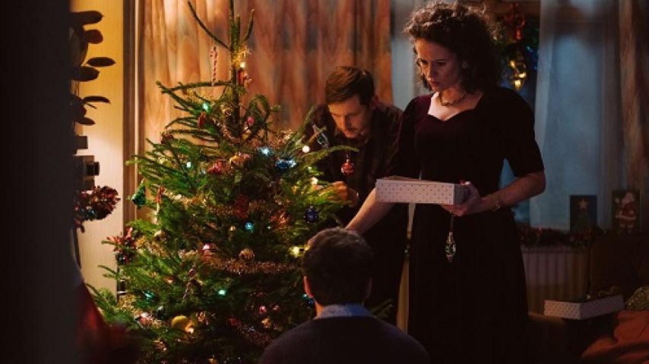 مشاهدة فيلم All Of Us Strangers 2023 مترجم 